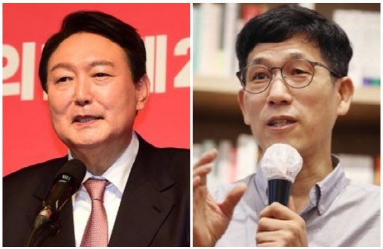 윤석열(왼쪽) 국민의힘 대선 후보와 진중권 전 동양대학교 교수. 연합뉴스